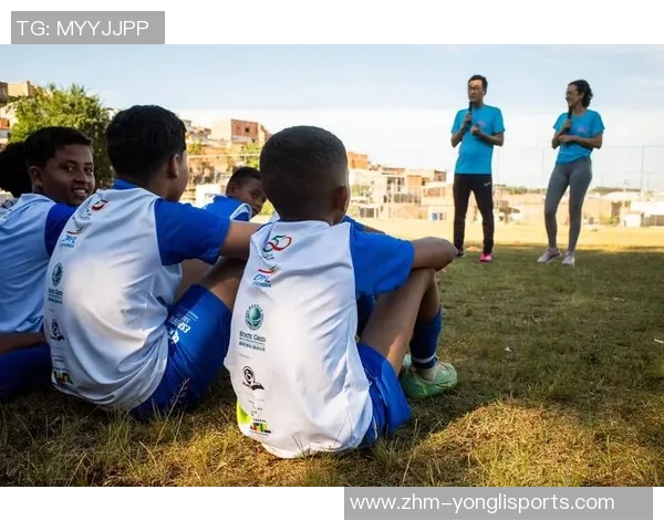 足球浩克的传奇旅程从巴西到中国的梦想与拼搏
